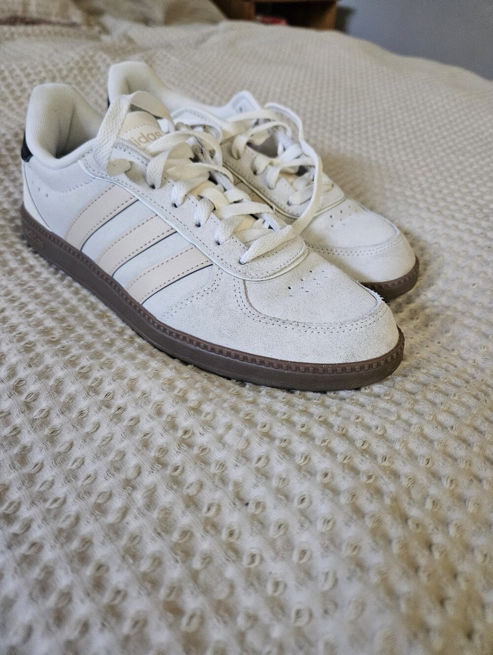 Adidas Breaknet Sleek Size 8 Off White